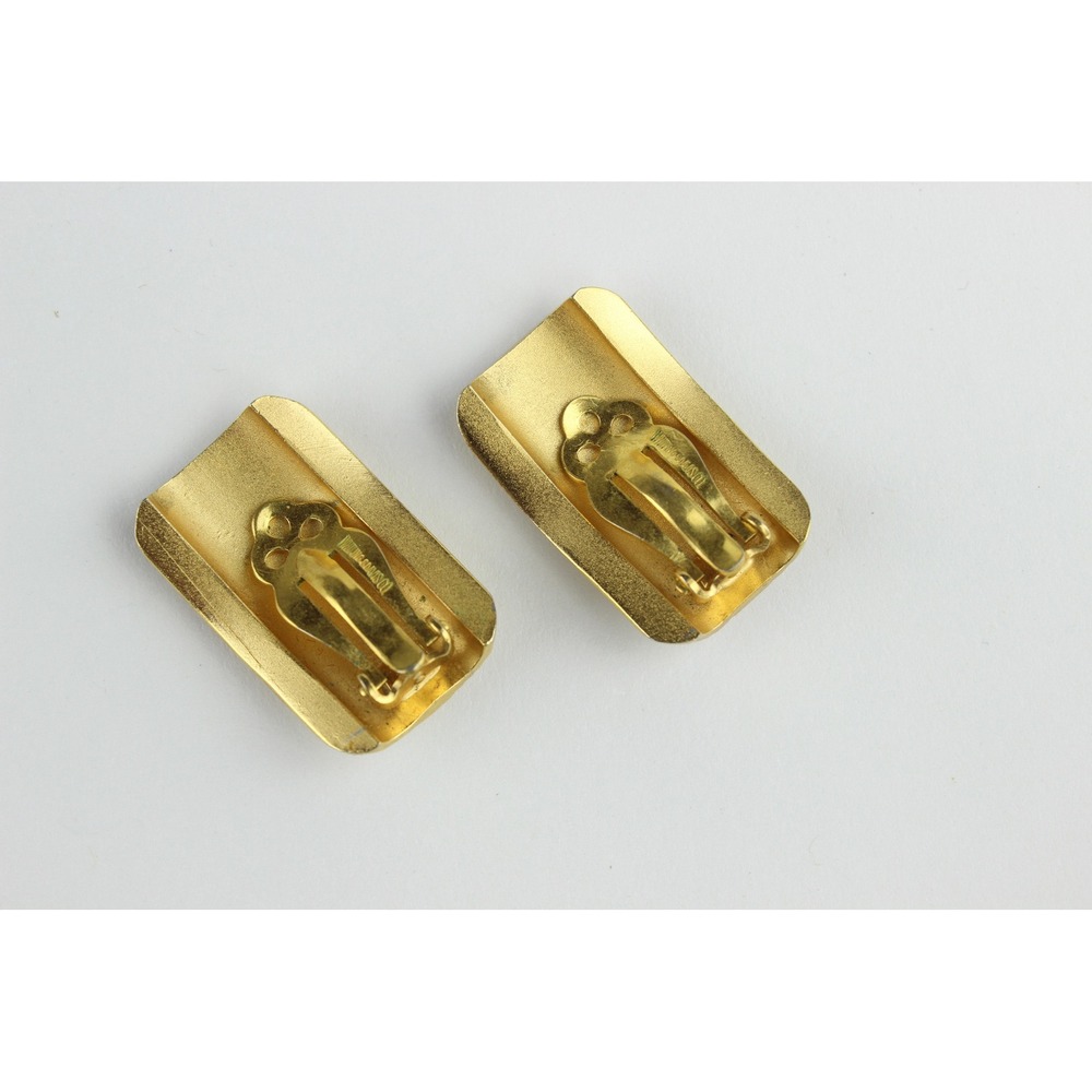 Vintage Gold Tone Brutalist Rectangular Shield Clip On Earrings Textured Matte - Picture 3 of 4